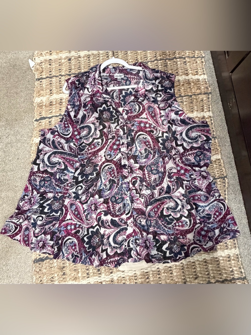 Avenue Sleeveless Paisley Button-Front Blouse in Burgundy and Navy